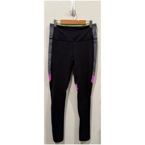 VSX Sport Knockout Color Block Capri Mesh Black Leggings